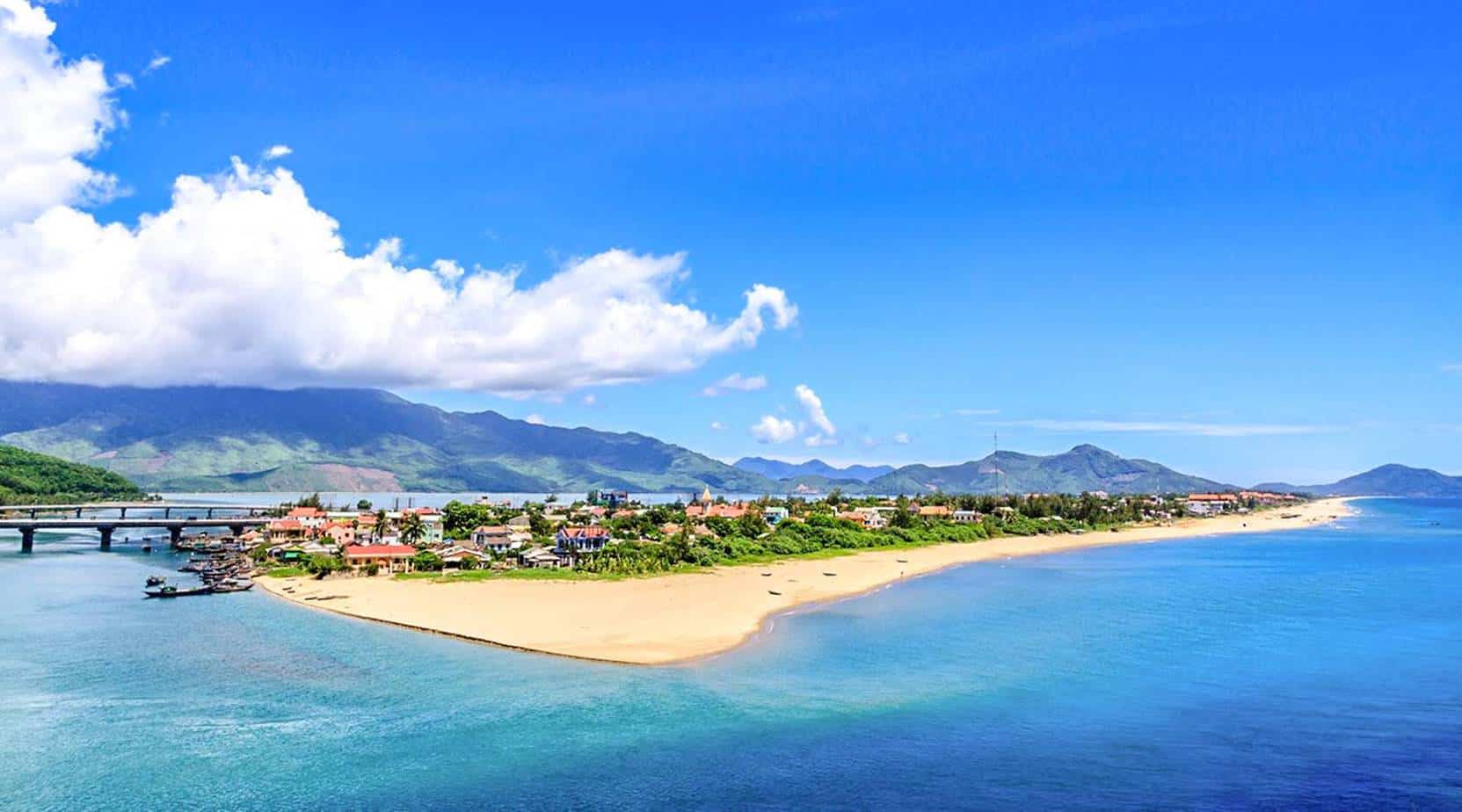 5 Best Ways To Travel From Hue to Hoi An
